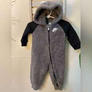 Nike Baby boy Hooded 6M